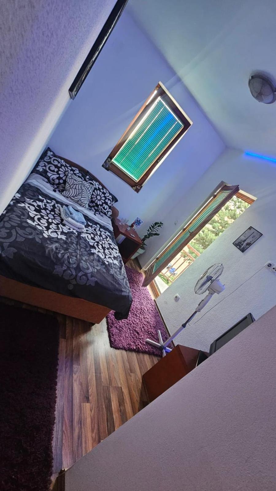 Crystal Apartment